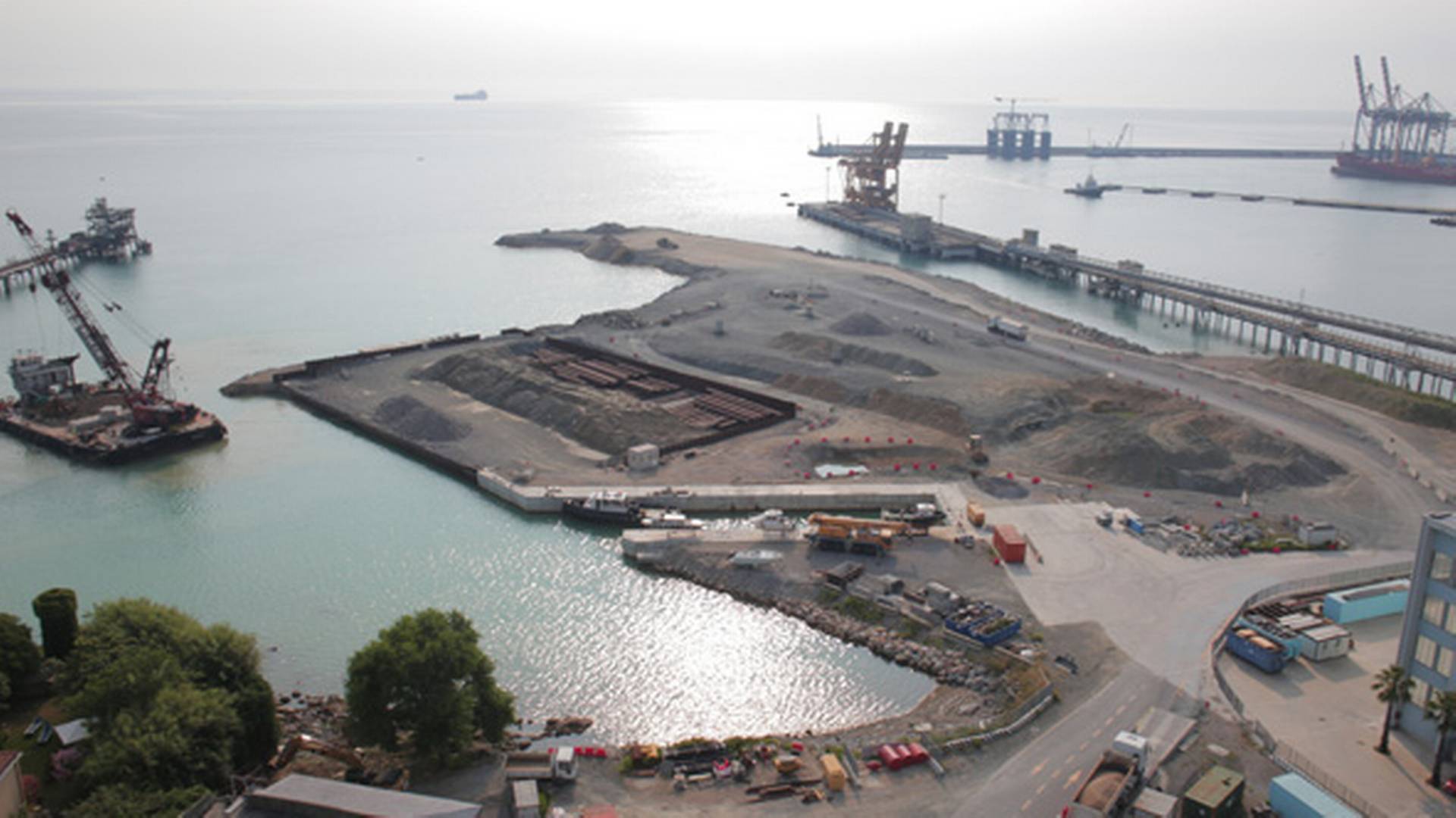 APM Terminals invests EUR 150 million in Italian port ShippingWatch